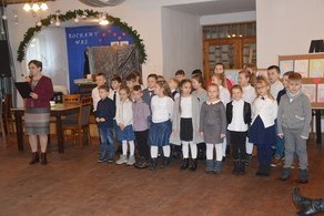 Ilustracja do artykułu: Dzień Babci i Dziadka w Jędrzejewie