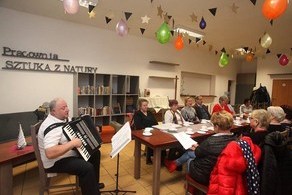 Ilustracja do artykułu: Kolędy niebiańskim piórem pisane...