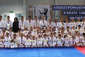 Ilustracja do artykułu: Międzypowiatowy Turniej Karate w Lubaszu