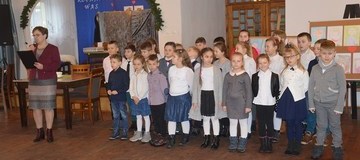 Ilustracja do artykułu: Dzień Babci i Dziadka w Jędrzejewie