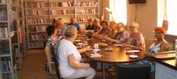 Ilustracja do artykułu: Wakacje z Literaturą Polską w Bibliotece