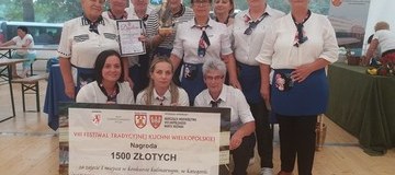 Ilustracja do artykułu: KOŁO GOSPODYŃ WIEJSKICH Z NAGRODĄ