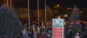 Ilustracja do artykułu: Świąteczne spotkanie przy choince