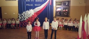 Ilustracja do artykułu: Obchody święta niepodległości w Szkole Podstawowej w Kruczu