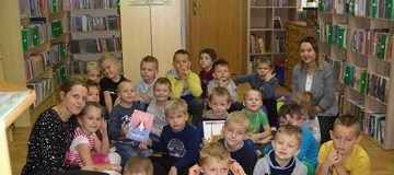 Ilustracja do artykułu: Październik w Bibliotece   