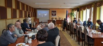 Ilustracja do artykułu: Bezpieczeństwo podczas prac polowych oraz ochrona pracy kobiet i dzieci w gospodarstwie rolnym