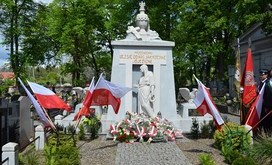 Obchody_3_Maja_2019_038
