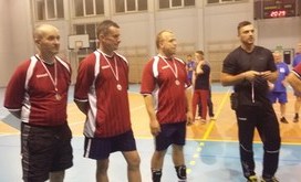 Siatkowka_w_lakierkach_5