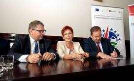 podpisanie umowy_2