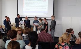 Gimnazjaliści nagrodzeni)5