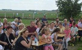 Festyn_szkolno_przedszkolny_w_JędrzejewieDSC_0240-Resizer-800S