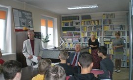 Wspommnienia_wierszem_pisane_w_lubaskiej_bibliotece2