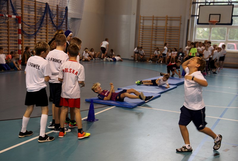 Igrzyska klas I-III w Gminie Lubasz_02.jpg