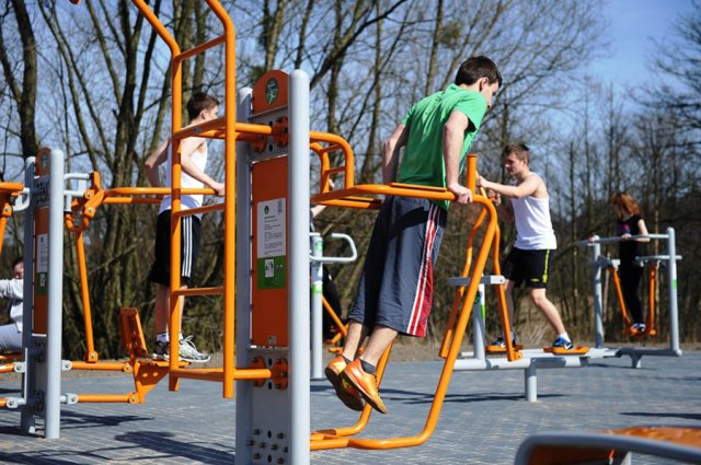 Siłownia pod chmurka